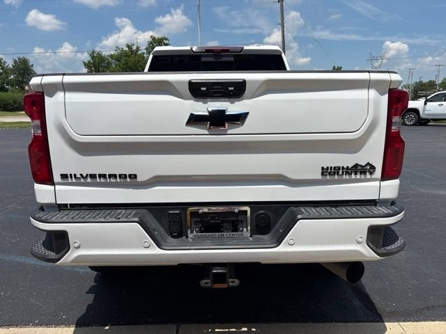2024 Chevrolet Silverado 3500 HD — detail view