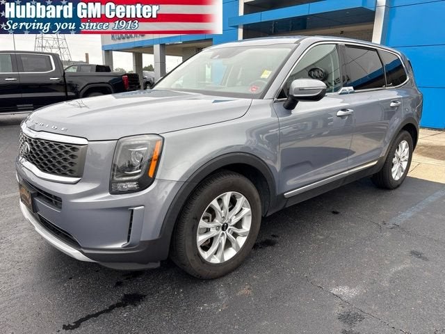 2020 Kia Telluride LX in Gray — front three-quarter view